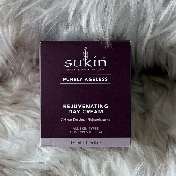 Rejuvenating Day Cream - Picture 5 of 7